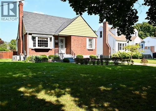 470 Maxwell Street, Sarnia, ON - Outdoor With Facade