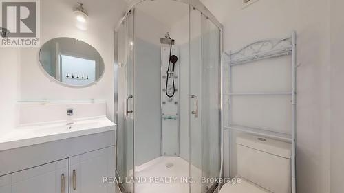 675 Seneca Hill Drive, Toronto, ON - Indoor Photo Showing Bathroom