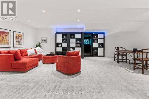 6 Bayview Wood, Toronto, ON - Indoor Photo Showing Other Room