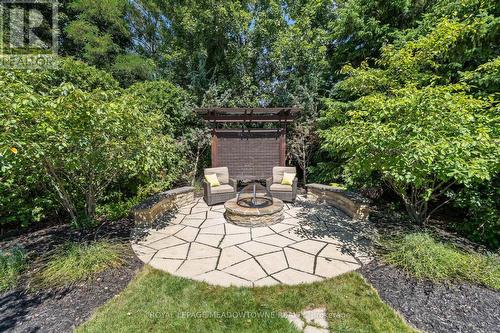 25 Hillside Drive, Halton Hills, ON - Outdoor