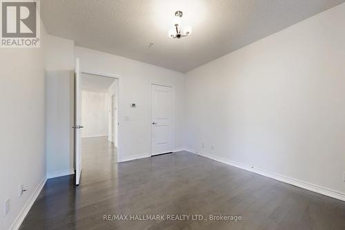 1705 - 9255 Jane Street, Vaughan, ON - Indoor Photo Showing Other Room