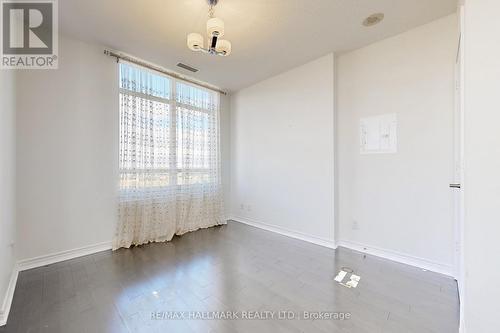 1705 - 9255 Jane Street, Vaughan, ON - Indoor Photo Showing Other Room