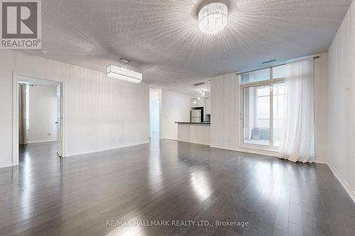 1705 - 9255 Jane Street, Vaughan, ON - Indoor