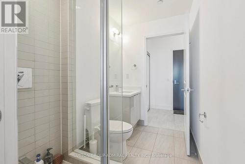 1507 - 2916 Highway 7 Road, Vaughan, ON - Indoor Photo Showing Bathroom