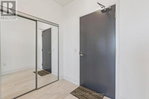 1507 - 2916 Highway 7 Road, Vaughan, ON - Indoor Photo Showing Other Room