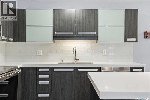 106 211 Ledingham Street, Saskatoon, SK - Indoor Photo Showing Kitchen With Double Sink With Upgraded Kitchen