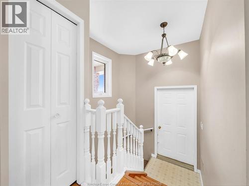 22 Golfway Drive, Essex, ON - Indoor Photo Showing Other Room