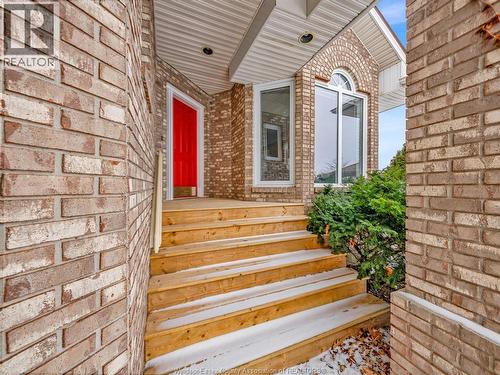 22 Golfway Drive, Essex, ON - Outdoor
