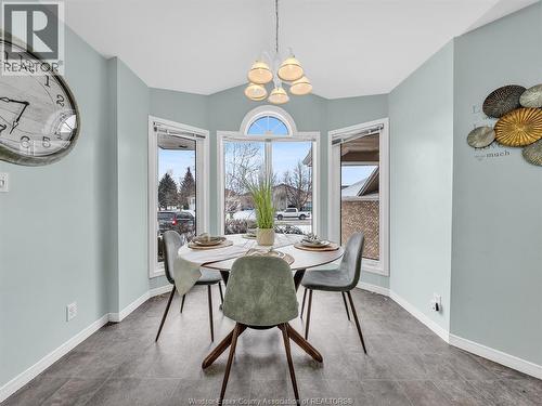 22 Golfway Drive, Essex, ON - Indoor Photo Showing Dining Room