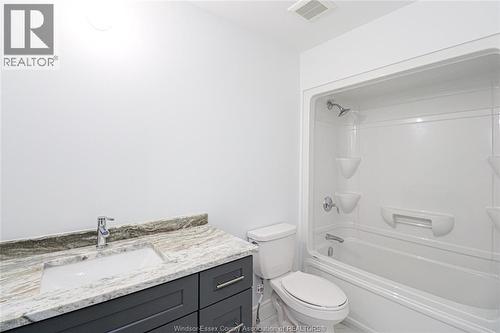 Lot 4 Oke, Lasalle, ON - Indoor Photo Showing Bathroom