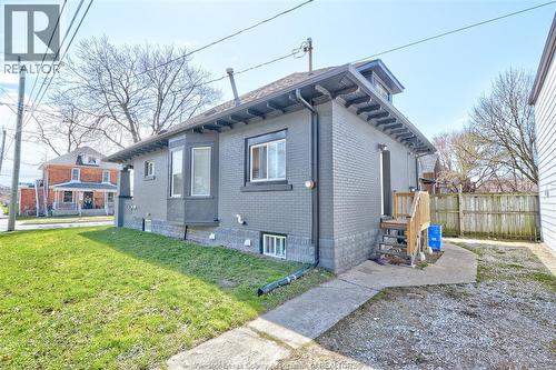 3264 Baby Street, Windsor, ON - Outdoor