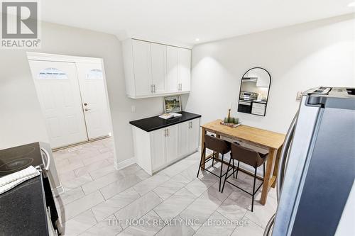 629 Capilano Crescent, Oshawa (Donevan), ON - Indoor Photo Showing Kitchen