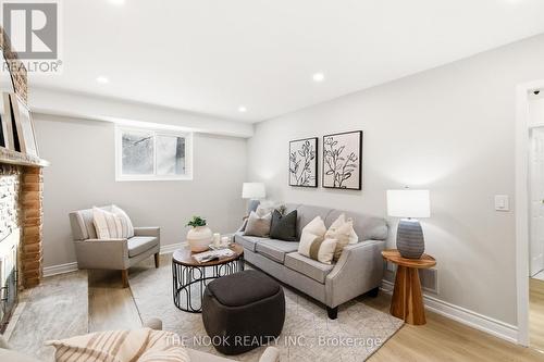 629 Capilano Crescent, Oshawa (Donevan), ON - Indoor Photo Showing Living Room With Fireplace