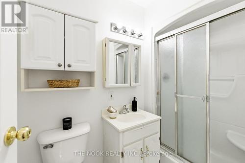 629 Capilano Crescent, Oshawa (Donevan), ON - Indoor Photo Showing Bathroom