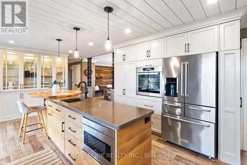 1857 Regional Road 3 Road, Clarington, ON - Indoor Photo Showing Kitchen With Upgraded Kitchen