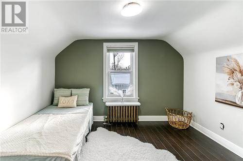 561 Ontario Street, Sudbury, ON - Indoor Photo Showing Bedroom