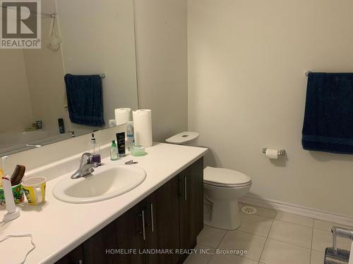 395 Athabasca Common, Oakville, ON - Indoor Photo Showing Bathroom