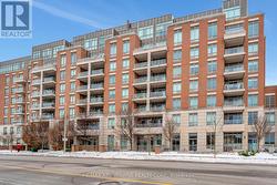 306 - 2470 PRINCE MICHAEL DRIVE  Oakville, ON L6H 0G9