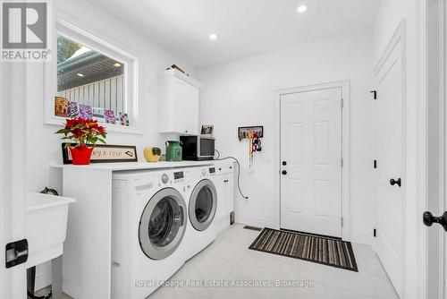 706183 County Rd 21, Mulmur, ON - Indoor Photo Showing Laundry Room