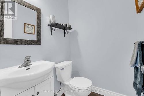 706183 County Rd 21, Mulmur, ON - Indoor Photo Showing Bathroom