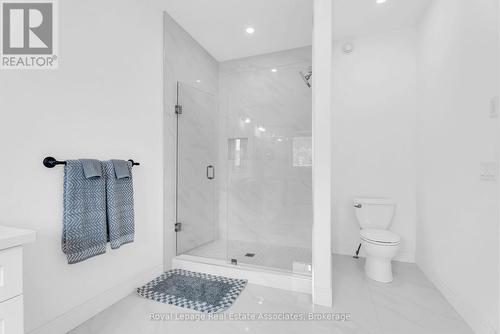 706183 County Rd 21, Mulmur, ON - Indoor Photo Showing Bathroom