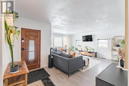 79 Wood Street, Brantford, ON - Indoor