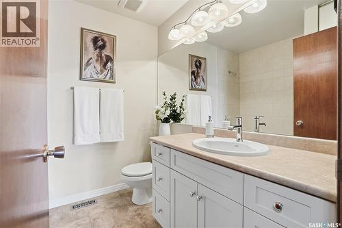 346 Sylvian Crescent, Saskatoon, SK - Indoor Photo Showing Bathroom
