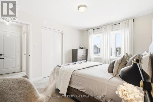 207 Argonaut Circle, Ottawa, ON - Indoor Photo Showing Bedroom