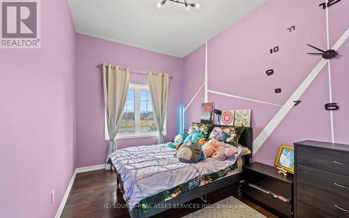 50 Songbird Crescent, Kawartha Lakes, ON - Indoor Photo Showing Bedroom