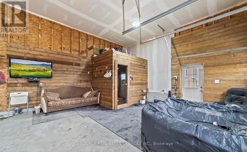 50 Songbird Crescent, Kawartha Lakes, ON - Indoor Photo Showing Other Room