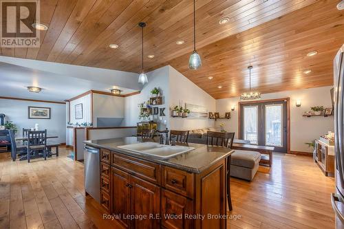 1442 Norfolk Cty Rd 28, Norfolk, ON - Indoor