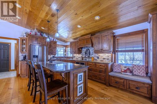 1442 Norfolk Cty Rd 28, Norfolk, ON - Indoor