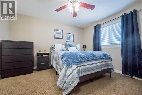 9540 93 Street, Wembley, AB - Indoor Photo Showing Bedroom