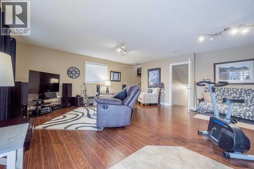 9540 93 Street, Wembley, AB - Indoor Photo Showing Living Room