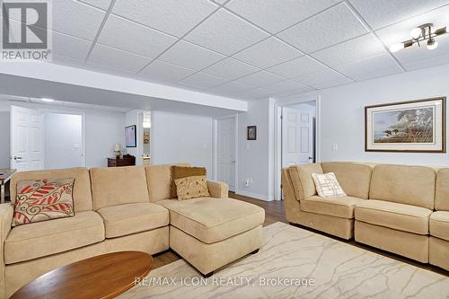35 - 1241 Beaverbrook Avenue, London North (North A), ON - Indoor Photo Showing Living Room