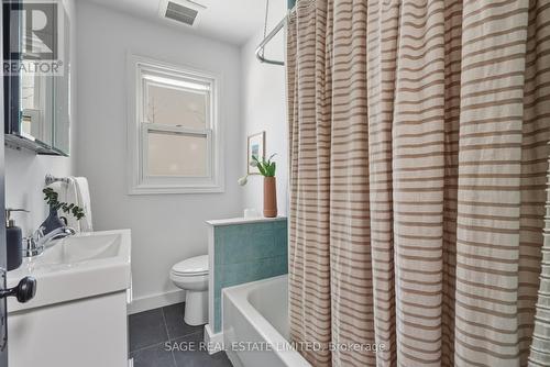 193 Gainsborough Road, Toronto, ON - Indoor Photo Showing Bathroom