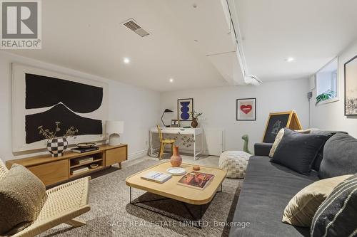 193 Gainsborough Road, Toronto, ON - Indoor Photo Showing Other Room