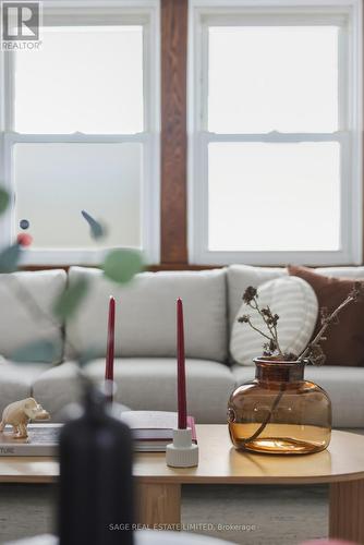 193 Gainsborough Road, Toronto, ON - Indoor