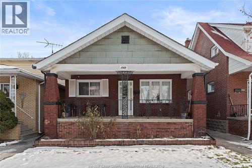 1366 Moy Avenue, Windsor, ON - Outdoor