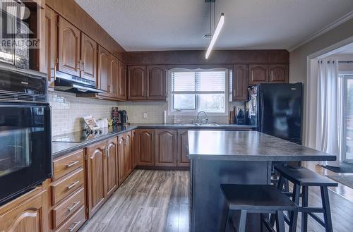 20 Mercers Road, Conception Bay South, NL - Indoor Photo Showing Kitchen