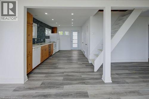 41 Derner Line, Dunnville, ON - Indoor Photo Showing Other Room