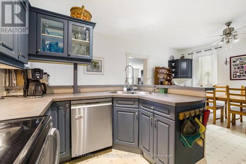 146 Wolford Ctr Road, Merrickville-Wolford, ON - Indoor Photo Showing Kitchen With Double Sink