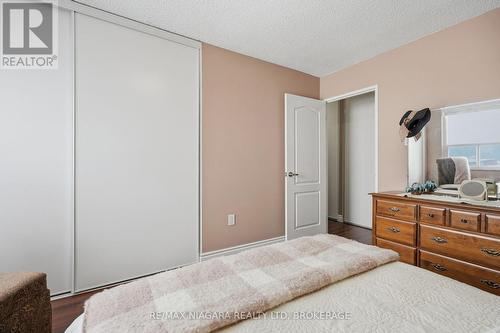 601 - 6390 Huggins Street, Niagara Falls (Stamford), ON - Indoor Photo Showing Bedroom