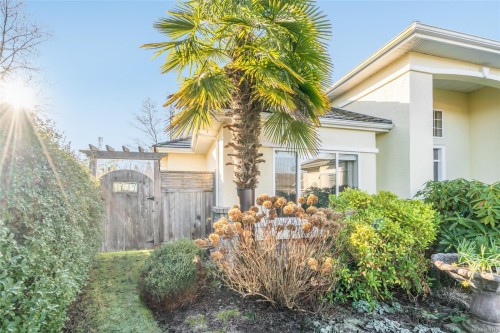 656 Morningstar Dr, Parksville, BC 