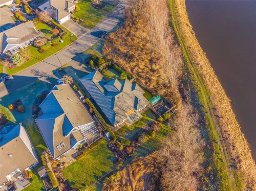 656 Morningstar Dr, Parksville, BC 