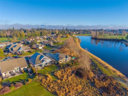 656 Morningstar Dr, Parksville, BC 