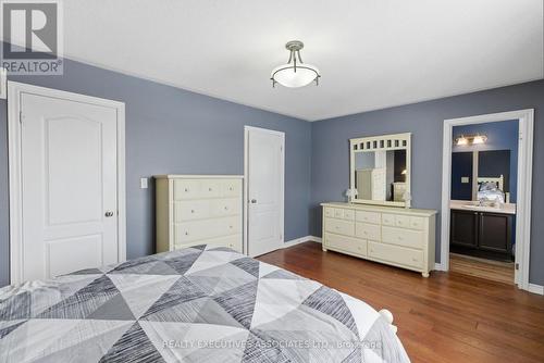71 Truax Street, Kawartha Lakes (Lindsay), ON - Indoor Photo Showing Bedroom