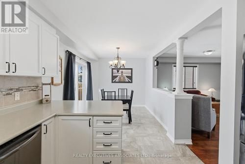 71 Truax Street, Kawartha Lakes (Lindsay), ON - Indoor Photo Showing Kitchen