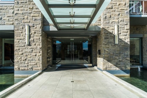 208-100 Saghalie Rd, Victoria, BC - Outdoor
