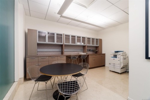 208-100 Saghalie Rd, Victoria, BC - Indoor
